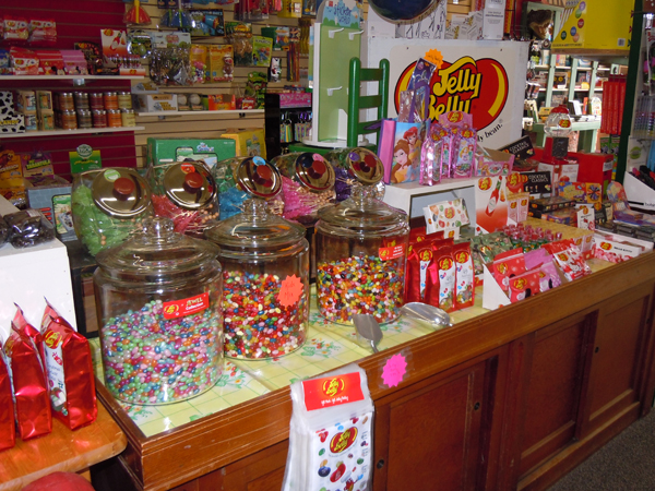 Plus beautiful chocolates, fudge, fresh licorice and many holiday specialties