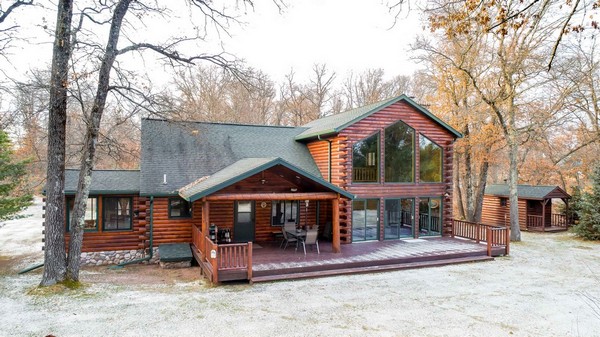 MLS# 1526160 Yellow River, $389,000