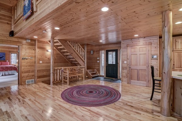 Guest bedrooms and baths in loft and lower level