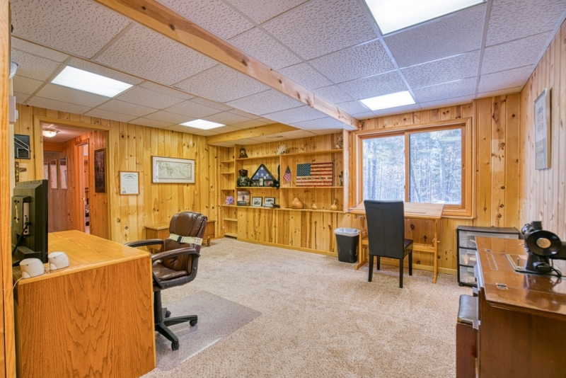 Image 14 of 32