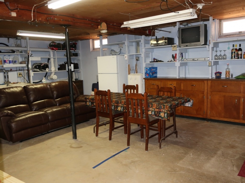Image 11 of 24