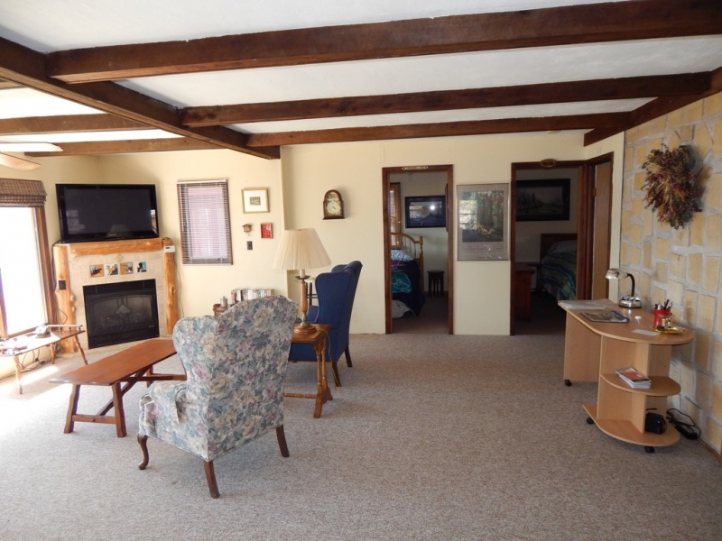 Image 5 of 25