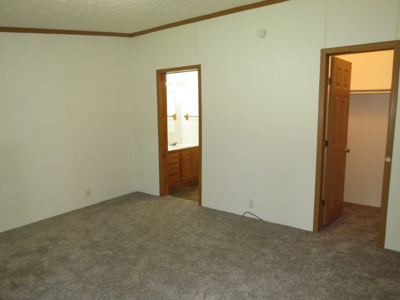 Image 8 of 23