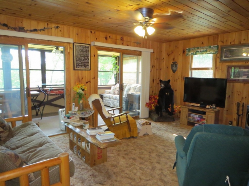 Image 3 of 23