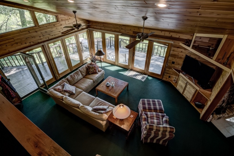 Image 9 of 44