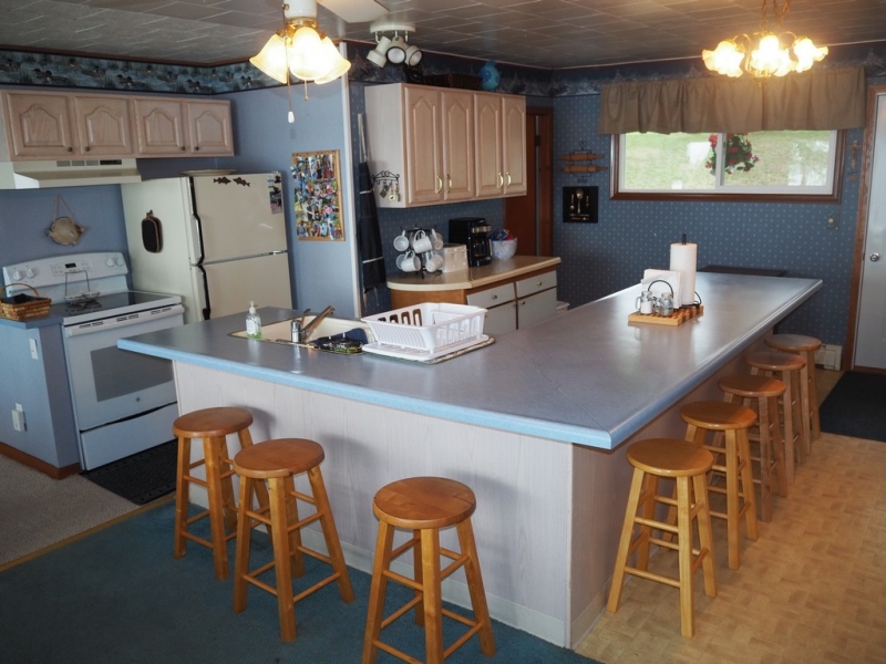 Image 3 of 20
