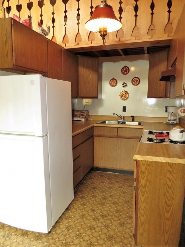 Image 4 of 30