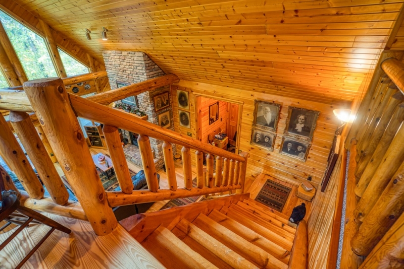 Image 17 of 31