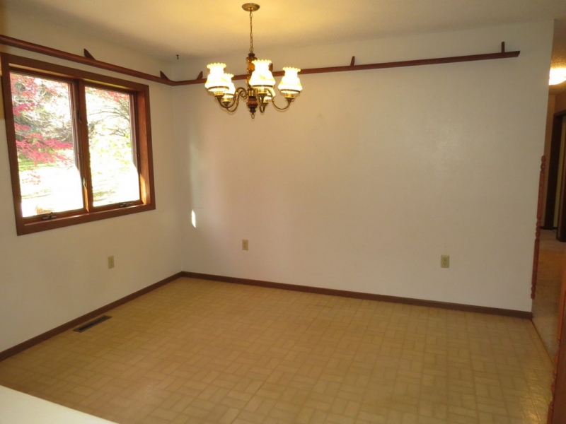 Image 5 of 26