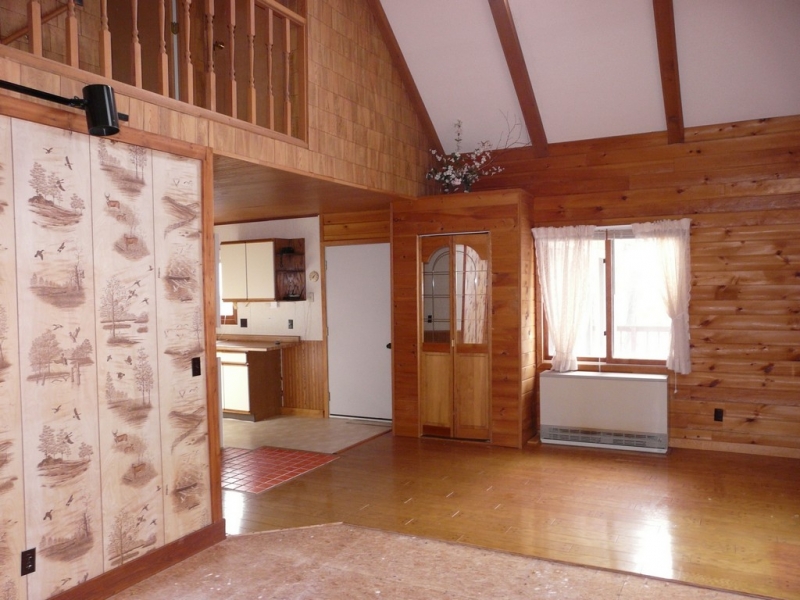 Image 4 of 12